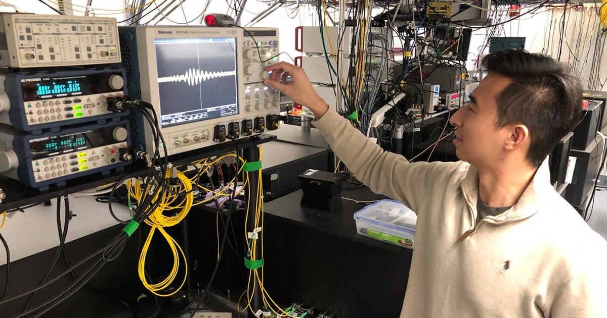 UChicago Scientists Discover Way To Make Quantum States Last 10,000 ...